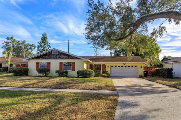 Attached, Exterior, Facade, Ranch