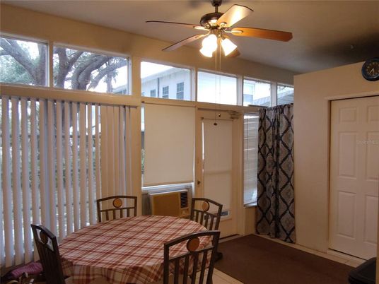 Dining room, Interior