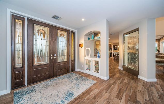 Interior, Recessed Lighting, Wood Texture Flooring
