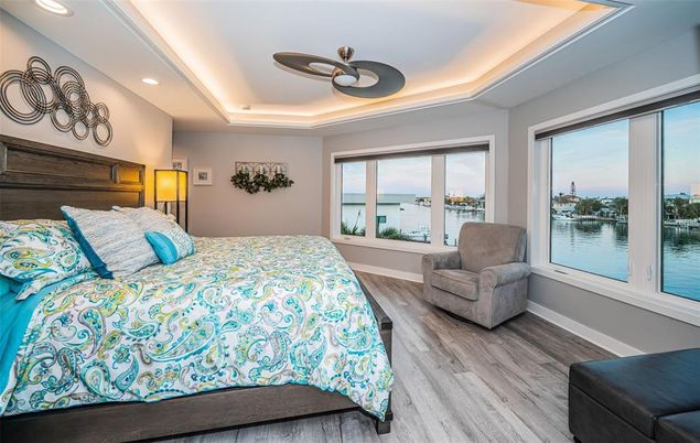 Bedroom, Interior, Recessed Lighting, Water, Wood Texture Flooring