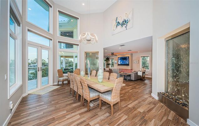 Dining room, Interior, Living room, Pendant Lights, Recessed Lighting, Wood Texture Flooring