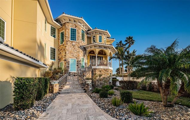 Exterior, Facade, Brick Facade, Mediterranean