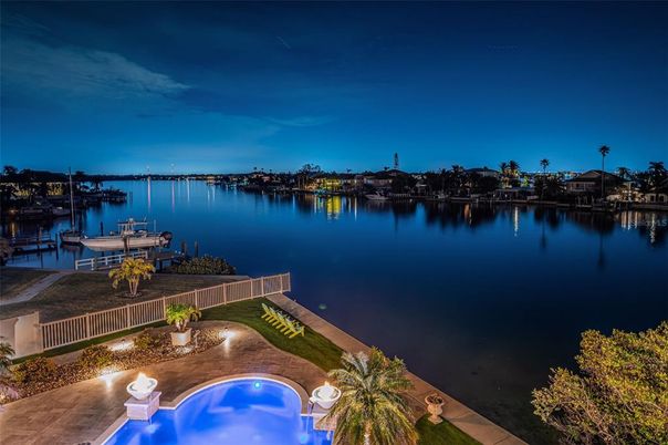 Exterior, Lake, Pool