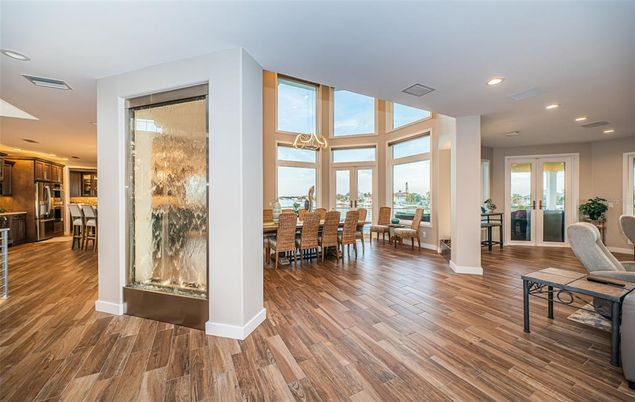 Dining room, Interior, Kitchen, Recessed Lighting, Wood Texture Flooring