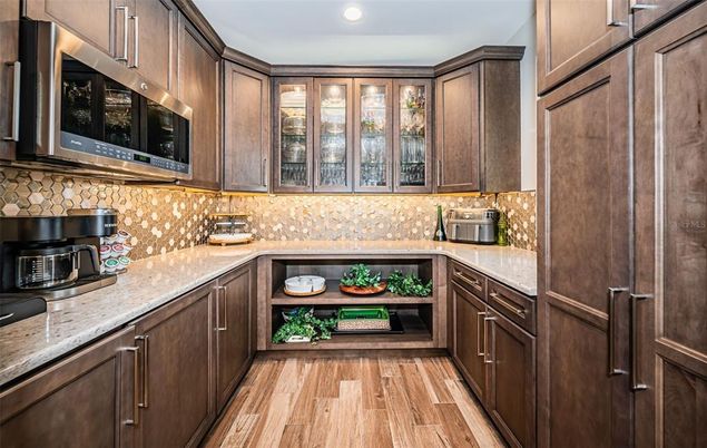 Interior, Kitchen, Recessed Lighting, Wood Texture Flooring