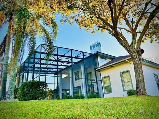 Backyard, Exterior, Facade, Modern