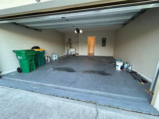 Garage, Interior