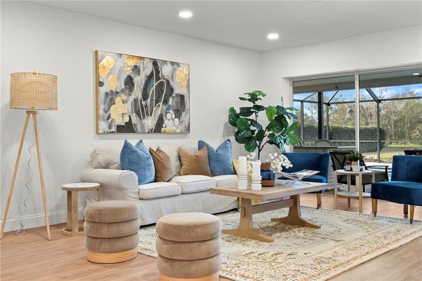 Interior, Living room, Recessed Lighting, Sun Room, Wood Texture Flooring