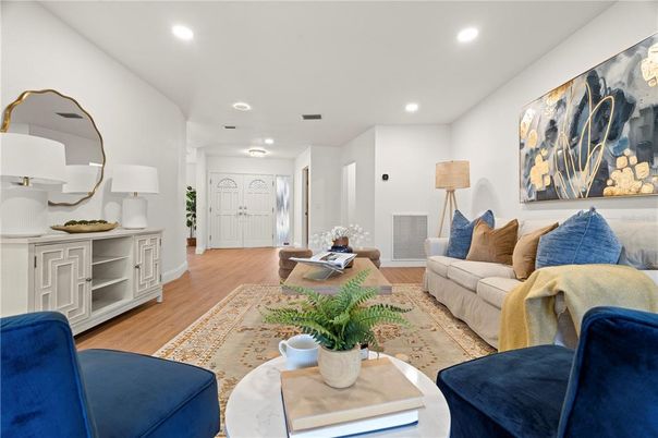 Interior, Living room, Recessed Lighting, Wood Texture Flooring