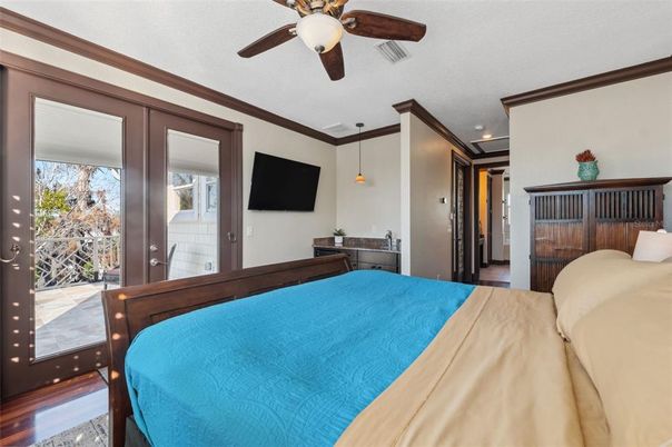 Bedroom, Interior, Pendant Lights, Wood Texture Flooring