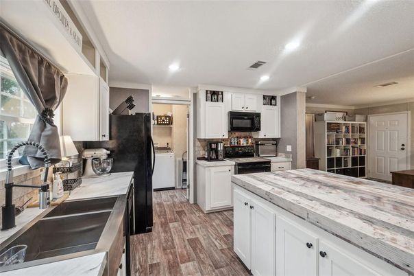 Interior, Kitchen, Recessed Lighting, Wood Texture Flooring