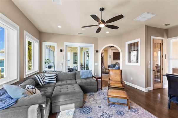 Interior, Living room, Recessed Lighting, Wood Texture Flooring