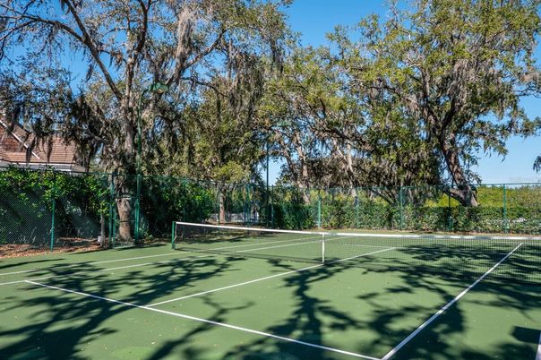Exterior, Tennis Courts