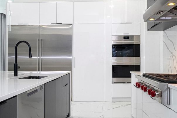 Interior, Kitchen, Stainless Steel Appliances