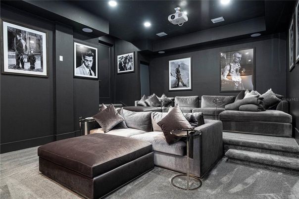 Interior, Projection Screen, Recessed Lighting, Theatre Room