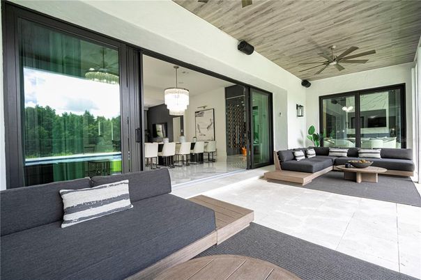 Dining room, Interior, Living room, Pendant Lights