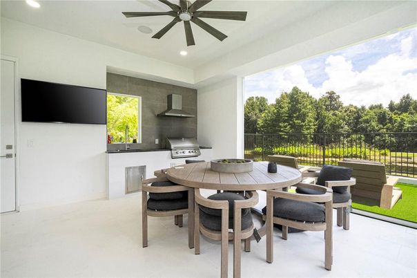 Dining room, Interior, Recessed Lighting