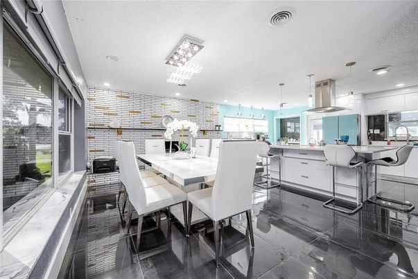 Dining room, Interior, Kitchen, Pendant Lights, Recessed Lighting, Stone Walls