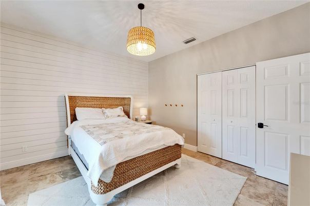 Bedroom, Interior, Pendant Lights