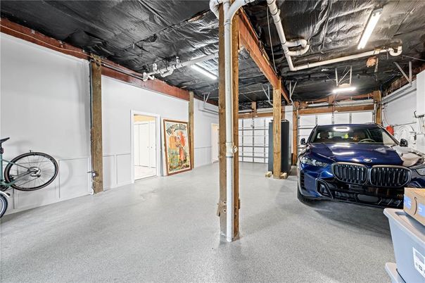 Garage, Interior