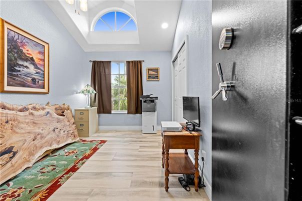 Home Office, Interior, Recessed Lighting, Wood Texture Flooring