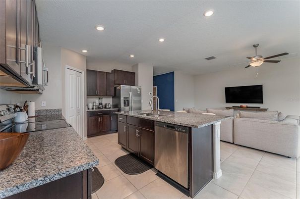 Interior, Kitchen, Living room, Recessed Lighting, Stainless Steel Appliances