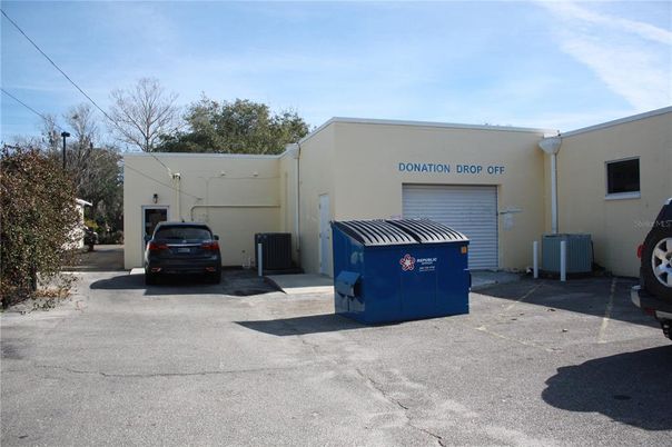 Detached Garage, Exterior