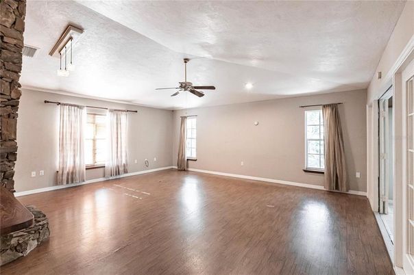 Empty room, Interior, Recessed Lighting, Wood Texture Flooring