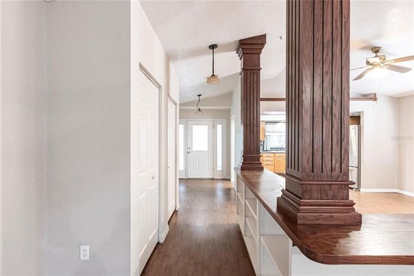 Interior, Pendant Lights, Wood Texture Flooring