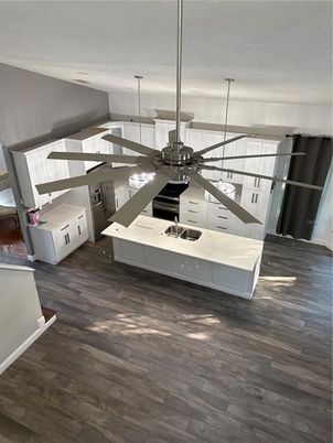 Interior, Pendant Lights, Wood Texture Flooring