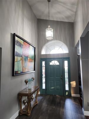 Interior, Pendant Lights, Wood Texture Flooring
