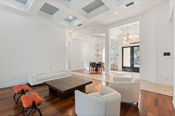 Chandelier, Dining room, Interior, Living room, Recessed Lighting, Wood Texture Flooring
