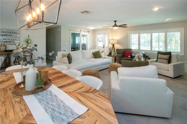 Dining room, Interior, Living room, Recessed Lighting, Wood Texture Flooring