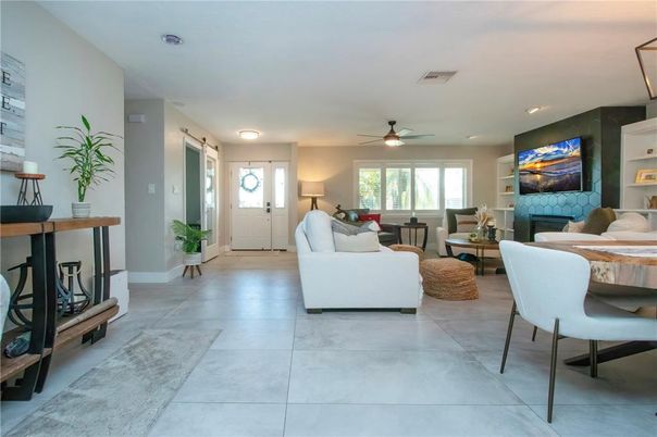 Fireplace, Interior, Living room, Recessed Lighting
