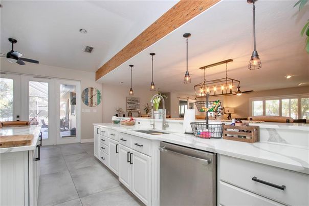 Interior, Kitchen, Pendant Lights, Recessed Lighting, Wooden Beams
