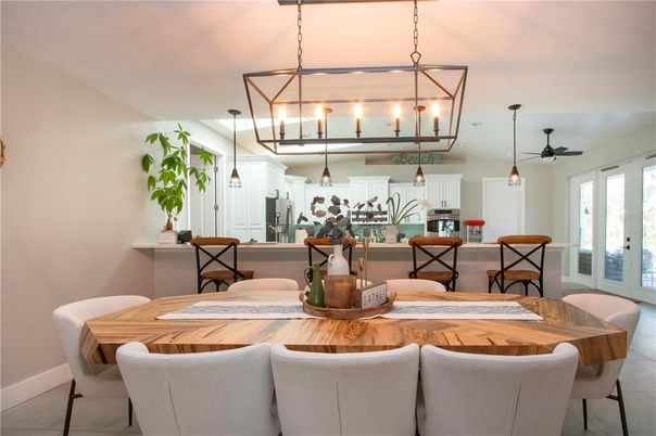 Dining room, Interior, Kitchen, Pendant Lights