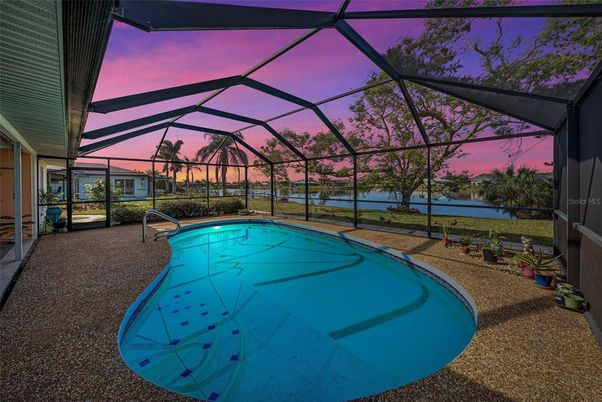 Glass Ceilings, Interior, Pool, Sun Room, Water