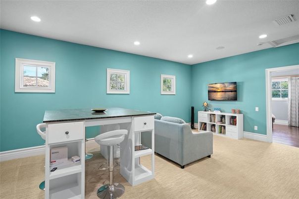 Interior, Recessed Lighting, Wood Texture Flooring