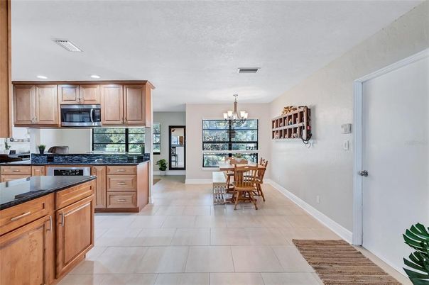 Chandelier, Dining room, Interior, Kitchen, Recessed Lighting