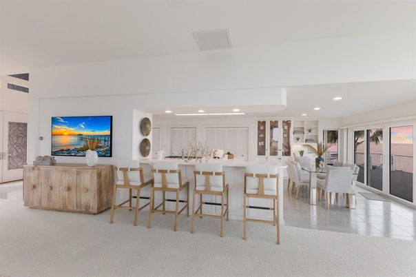 Dining room, Interior, Kitchen, Recessed Lighting