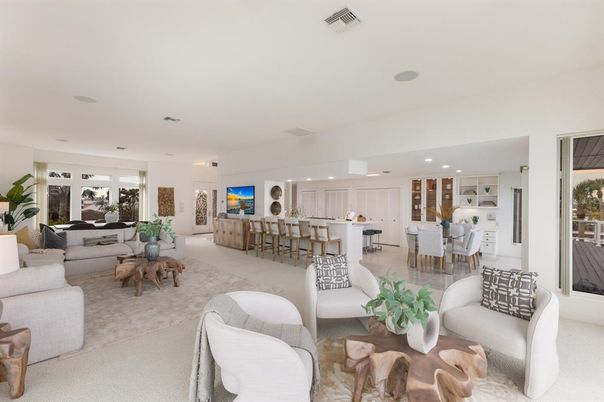 Dining room, Interior, Kitchen, Living room, Pendant Lights, Recessed Lighting