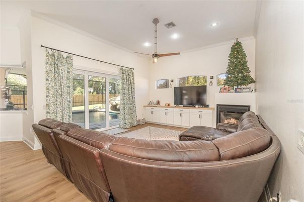Fireplace, Interior, Living room, Pendant Lights, Recessed Lighting, Wood Texture Flooring