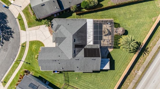 Exterior, Drone