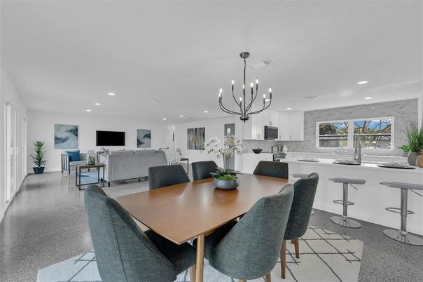 Chandelier, Dining room, Interior, Kitchen, Living room, Pendant Lights, Recessed Lighting