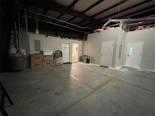 Garage, Interior, Washer