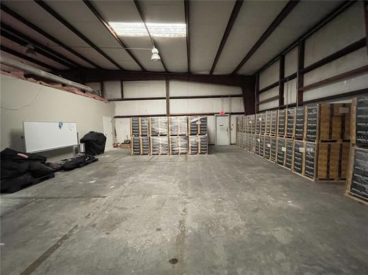 Garage, Interior