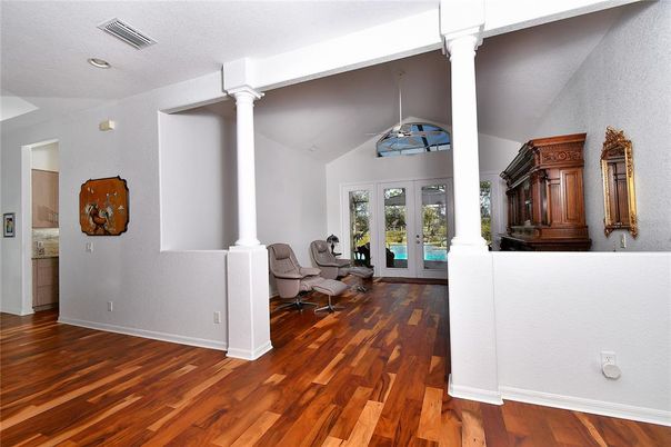 Interior, Recessed Lighting, Wood Texture Flooring