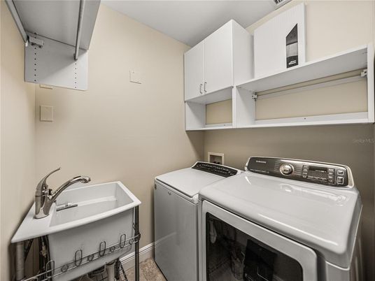 Interior, Washer