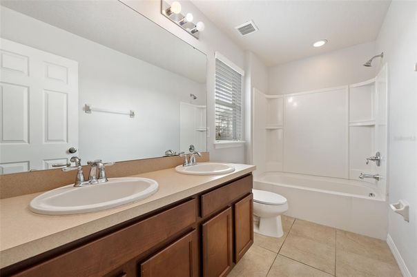 Bathroom, Dual Sink Vanities, Interior, Recessed Lighting