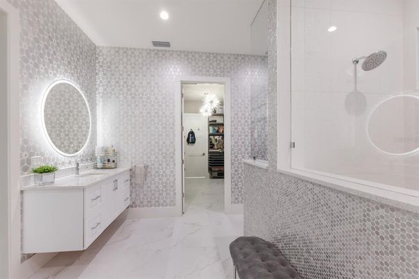 Bathroom, Dual Sink Vanities, Interior, Marble, Recessed Lighting